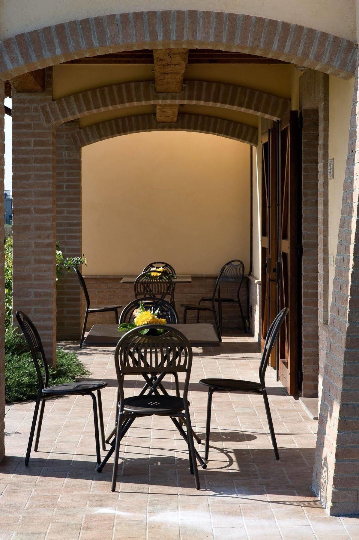 Agriturismo Le Rondini Di Francesco Di Assisi Cannara Exterior photo